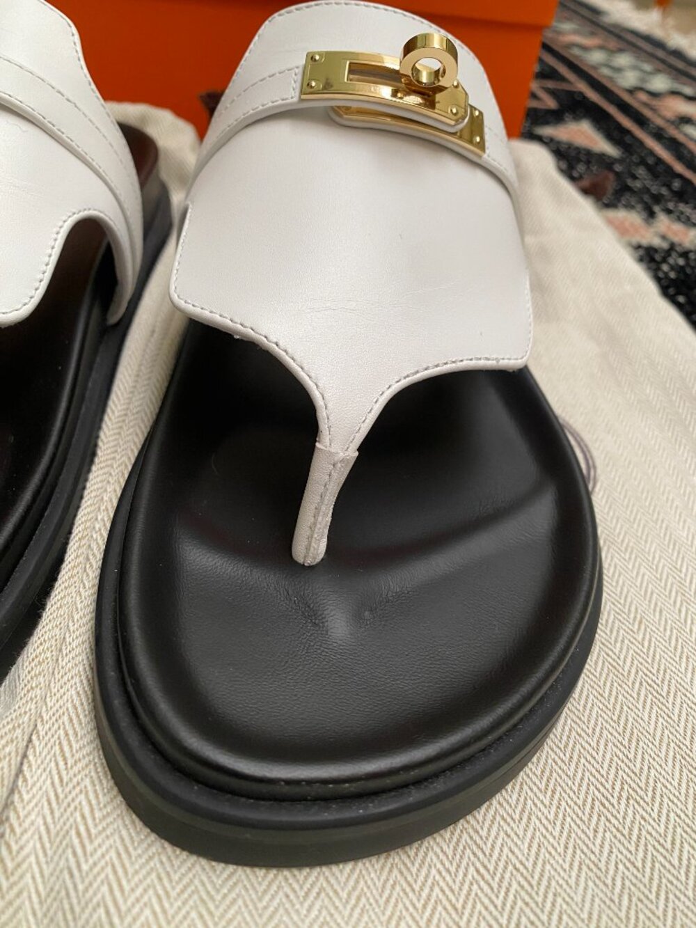 Hermes Empire Sandals in Blanc/White Leather - 38EU - Picture 7 of 15